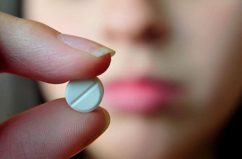 O que acontece se o homem tomar uma pílula anticoncepcional feminina?